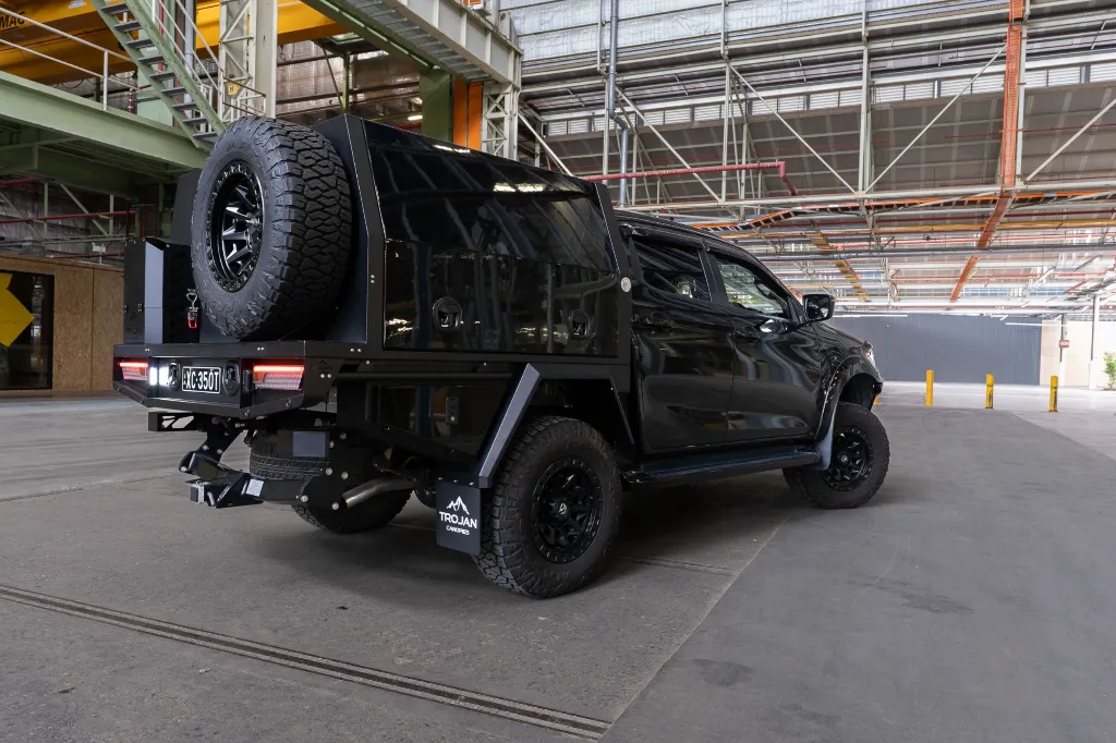 Isuzu DMAX - 1400mm Service Body